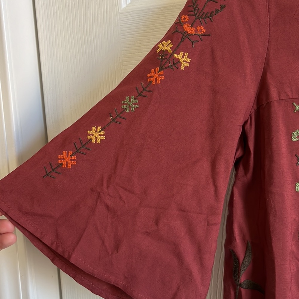 Hazel Boho Style Embroidered blouse / SZ XS - Picture 4 of 10